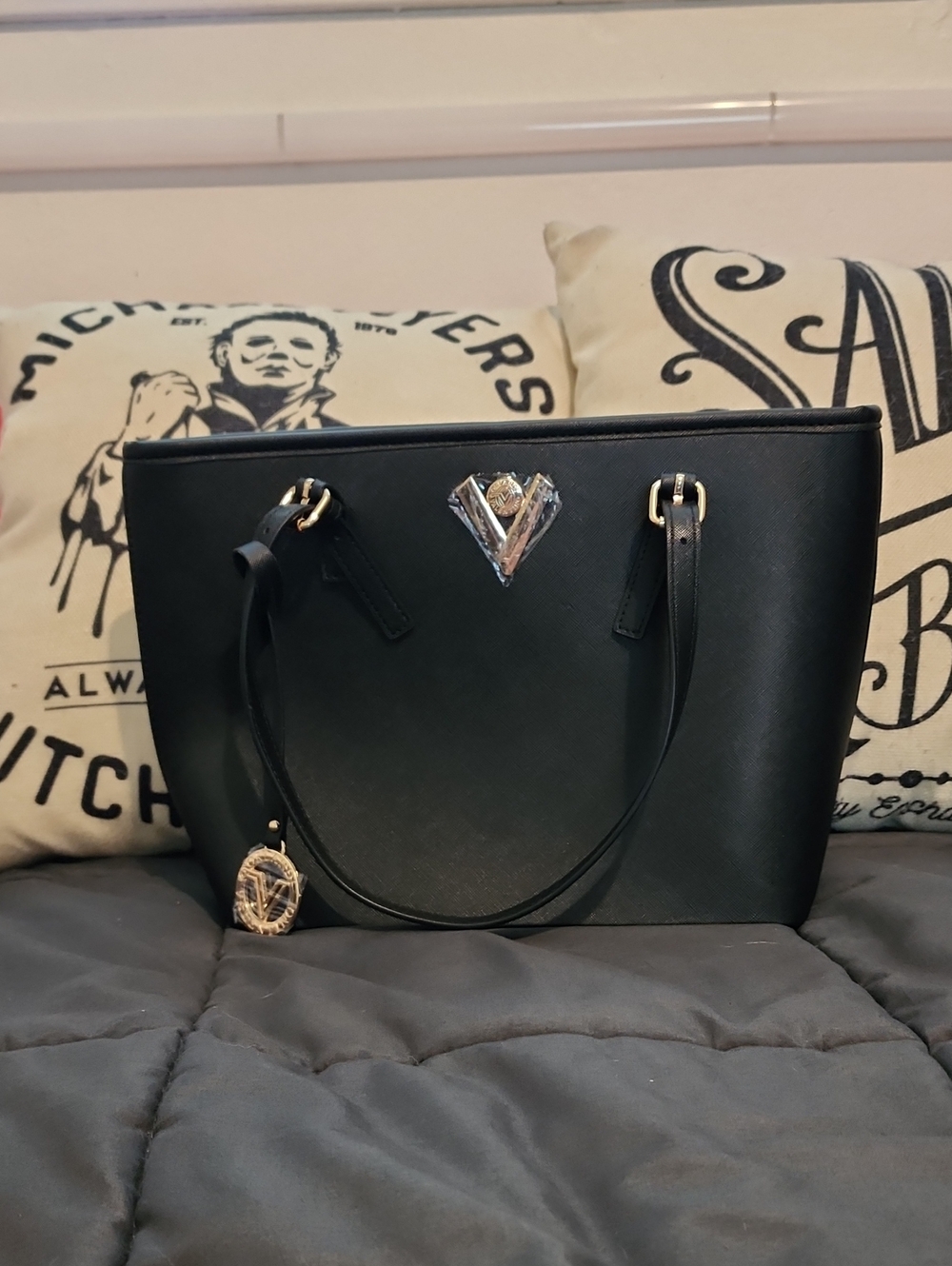 Authentic Valentino Made In Italy Black Leather Bag 🛍️